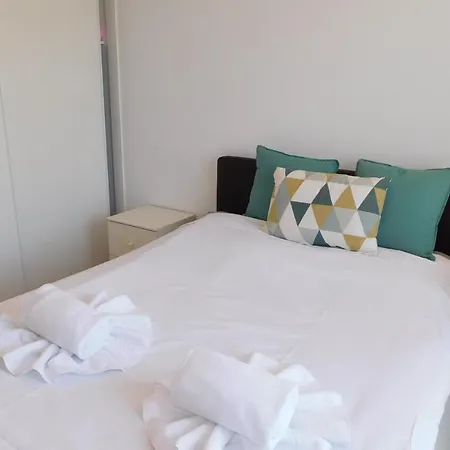 Beautiful 2-bedroom 