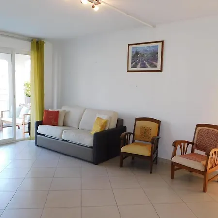 Beautiful 2-bedroom 