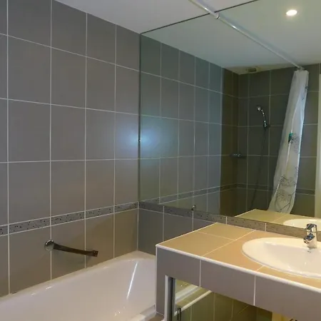 Beautiful 2-bedroom 