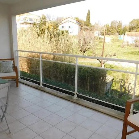 Beautiful 2-bedroom 